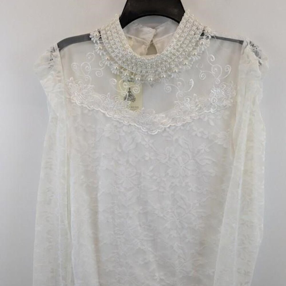 WH Stretch Lace long sleeve high neck top with pearl colar 3xl soft white